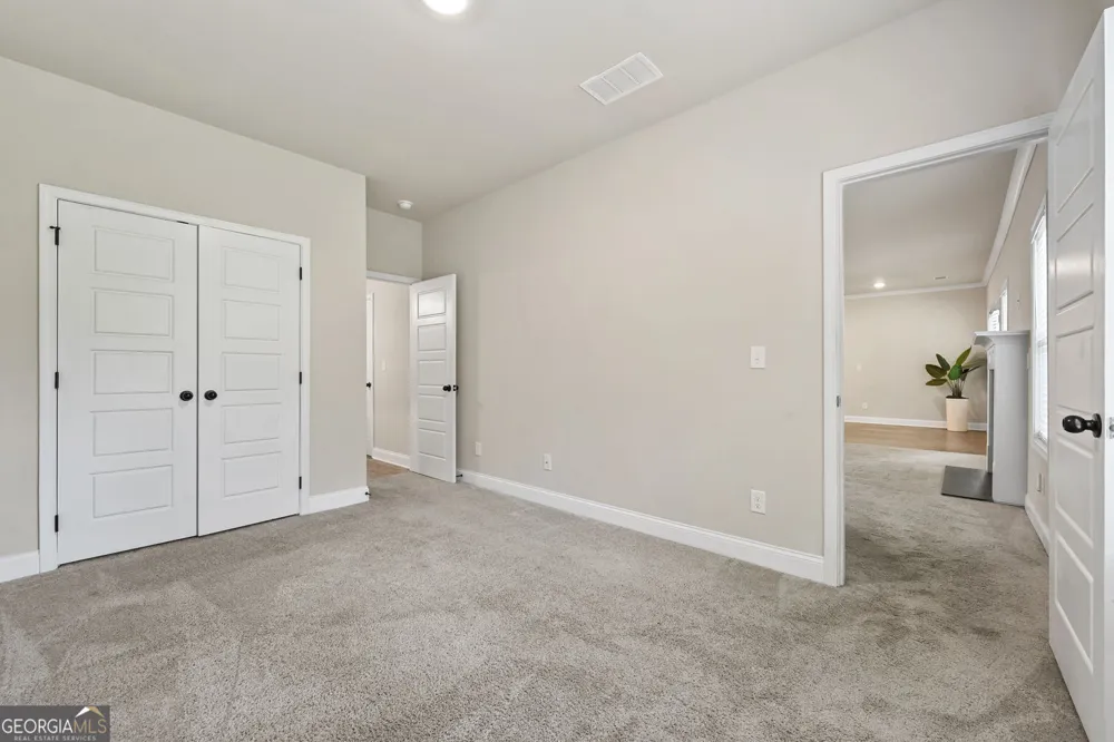 535 Brown Dove LN Grayson, GA 30017