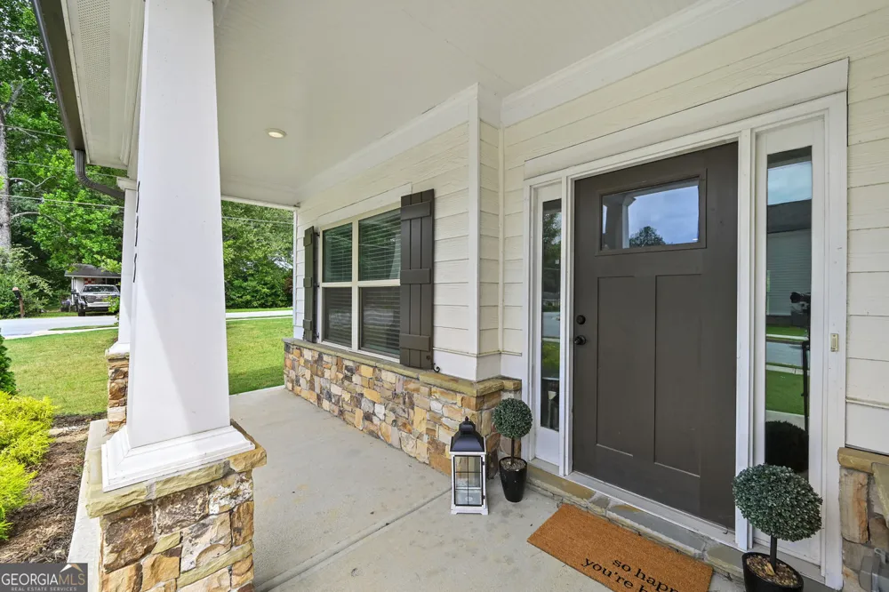 535 Brown Dove LN Grayson, GA 30017