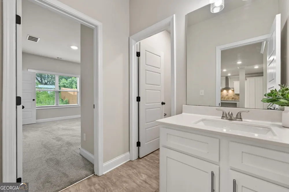 535 Brown Dove LN Grayson, GA 30017