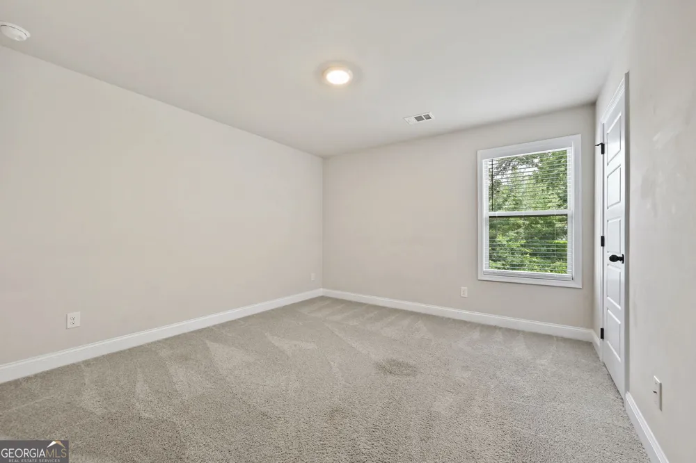 535 Brown Dove LN Grayson, GA 30017