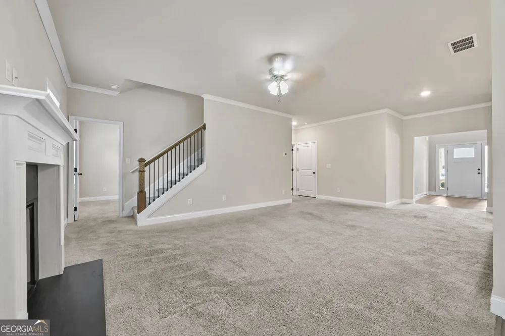 535 Brown Dove LN Grayson, GA 30017