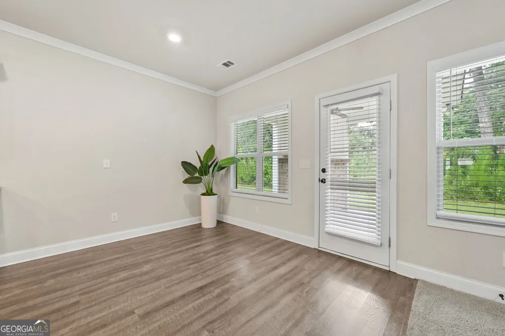 535 Brown Dove LN Grayson, GA 30017