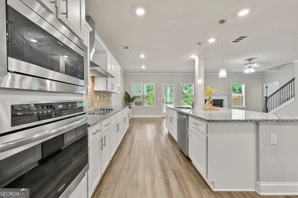 535 Brown Dove LN Grayson, GA 30017