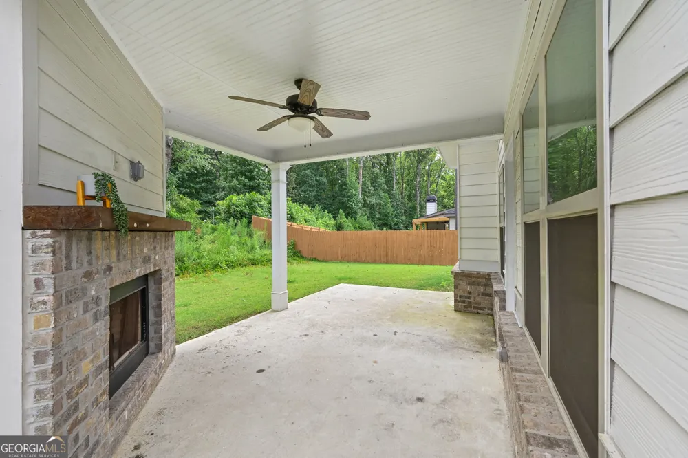 535 Brown Dove LN Grayson, GA 30017