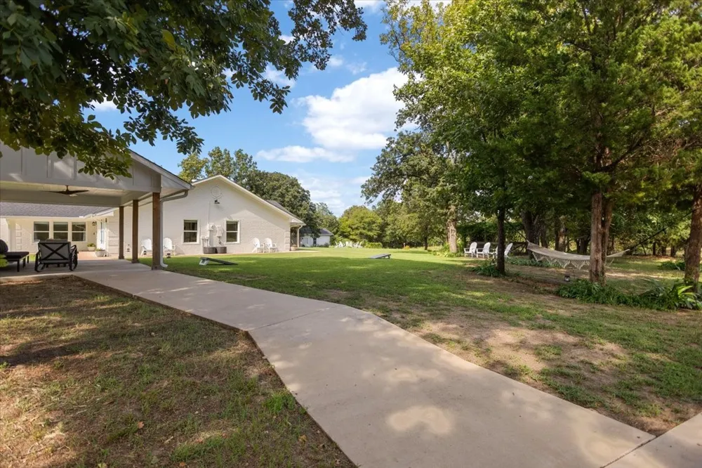 2843 Vz County Road 4702 Ben Wheeler, TX 75754