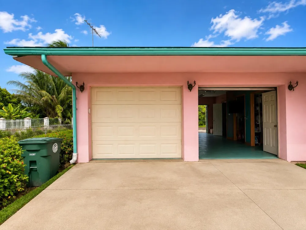 1025 SE 3RD STREET Belle Glade, FL 33430