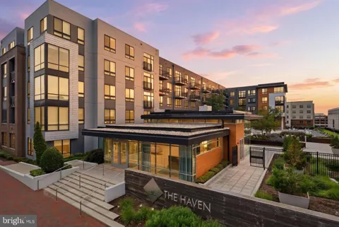 145 RIVERHAVEN DRIVE #550