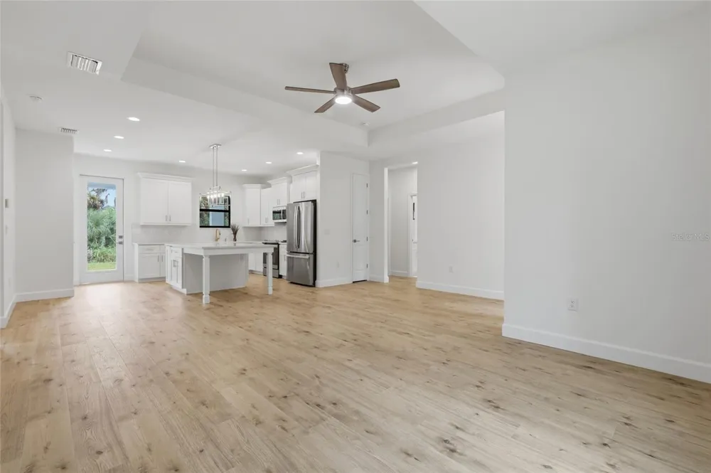 14390 MADDOCK AVENUE Port Charlotte, FL 33953