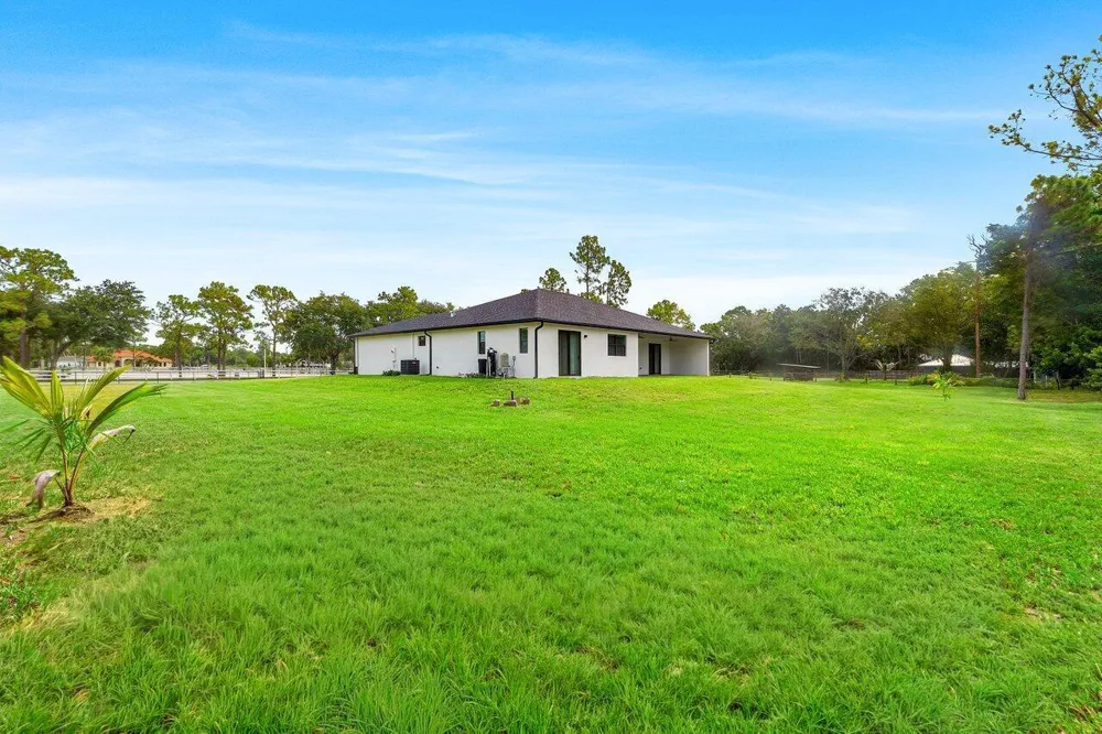 14826 89th Place Loxahatchee, FL 33470