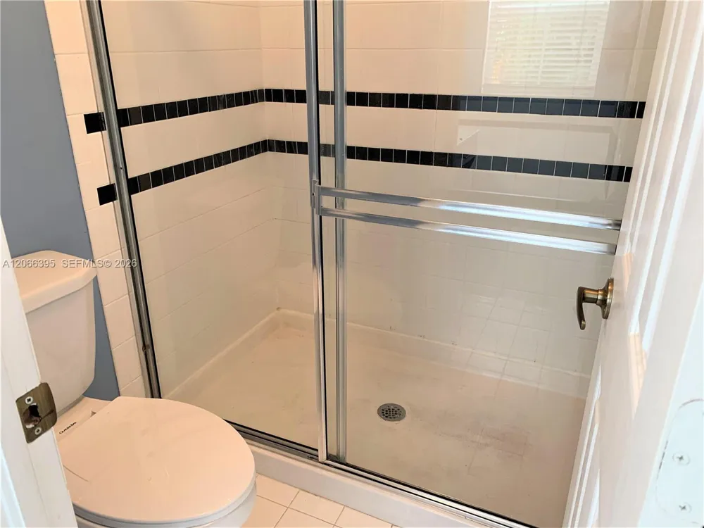 1130 Buttonwood Ln #- Hollywood, FL 33019