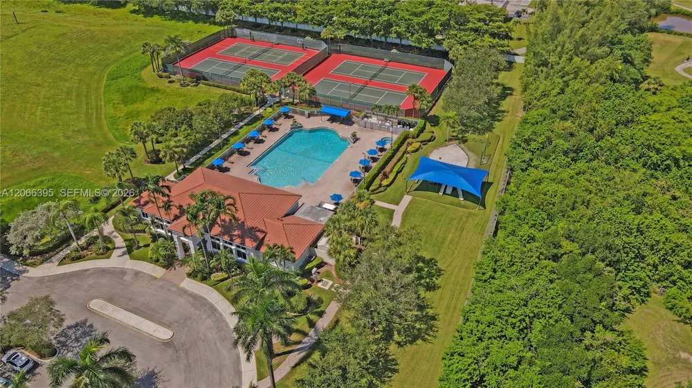 1130 Buttonwood Ln #- Hollywood, FL 33019