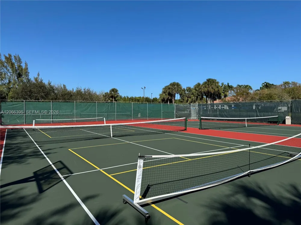 1130 Buttonwood Ln #- Hollywood, FL 33019