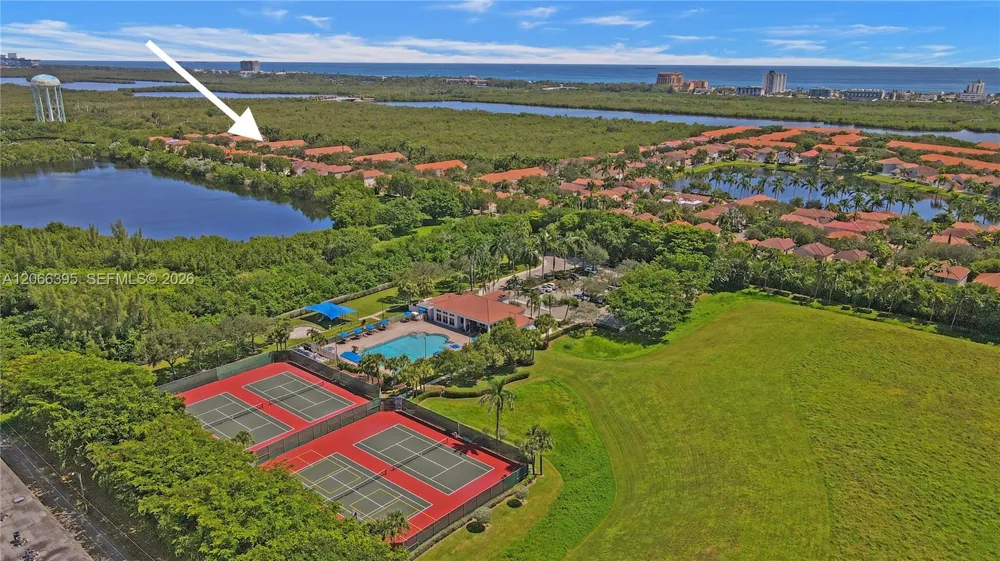 1130 Buttonwood Ln #- Hollywood, FL 33019