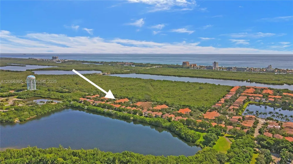 1130 Buttonwood Ln #- Hollywood, FL 33019