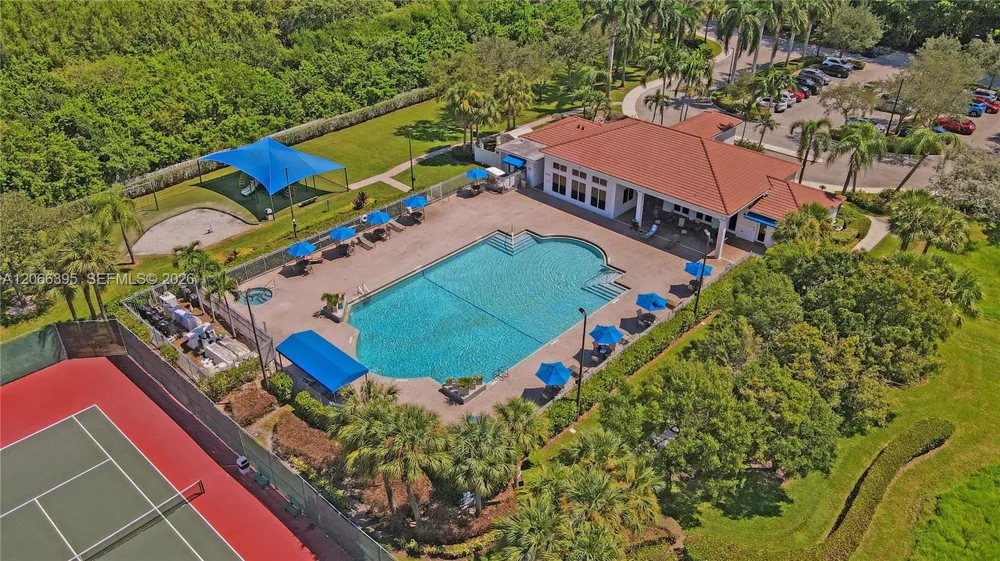 1130 Buttonwood Ln #- Hollywood, FL 33019