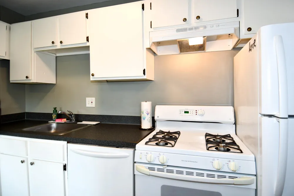 1300 S ARLINGTON RIDGE ROAD #204 Arlington, VA 22202