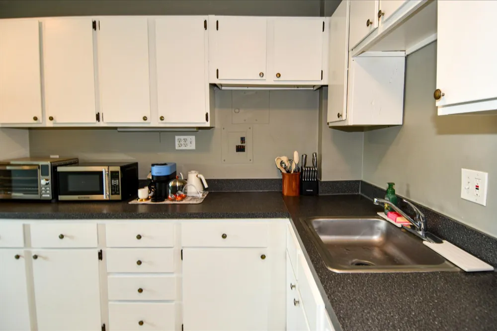1300 S ARLINGTON RIDGE ROAD #204 Arlington, VA 22202
