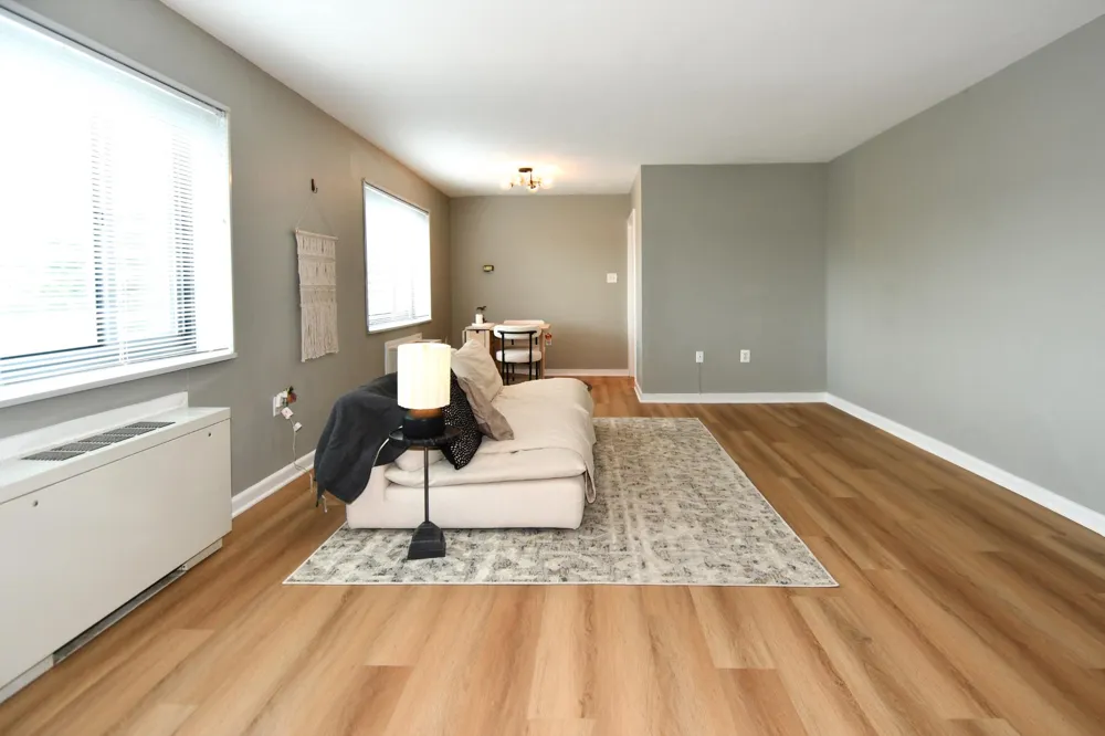 1300 S ARLINGTON RIDGE ROAD #204 Arlington, VA 22202