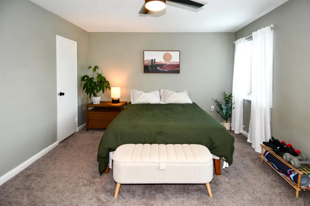 1300 S ARLINGTON RIDGE ROAD #204 Arlington, VA 22202