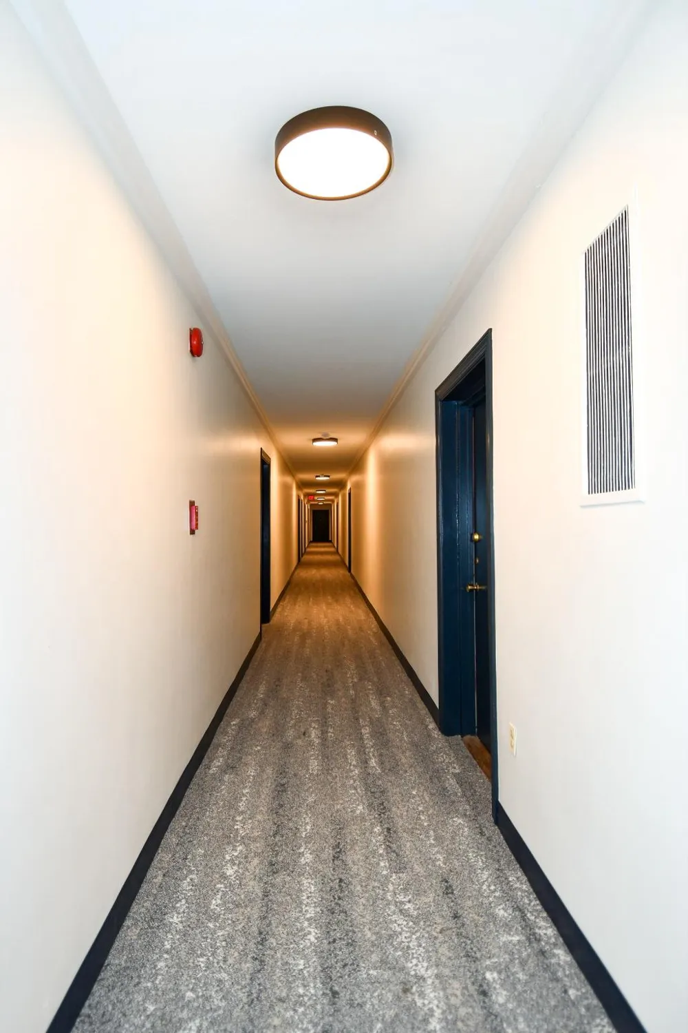 1300 S ARLINGTON RIDGE ROAD #204 Arlington, VA 22202
