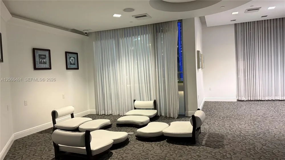 350 S Miami Ave #304 Miami, FL 33130