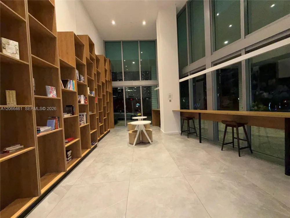 350 S Miami Ave #304 Miami, FL 33130