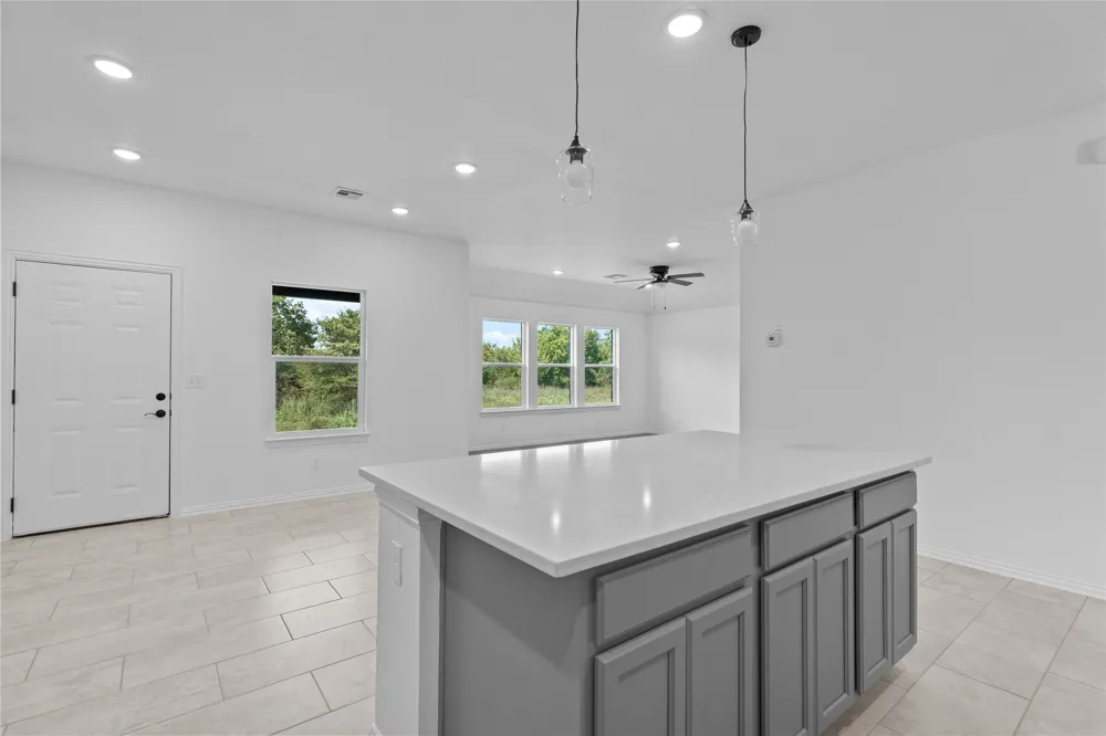 1845 Topaz Road Pryor, OK 74361