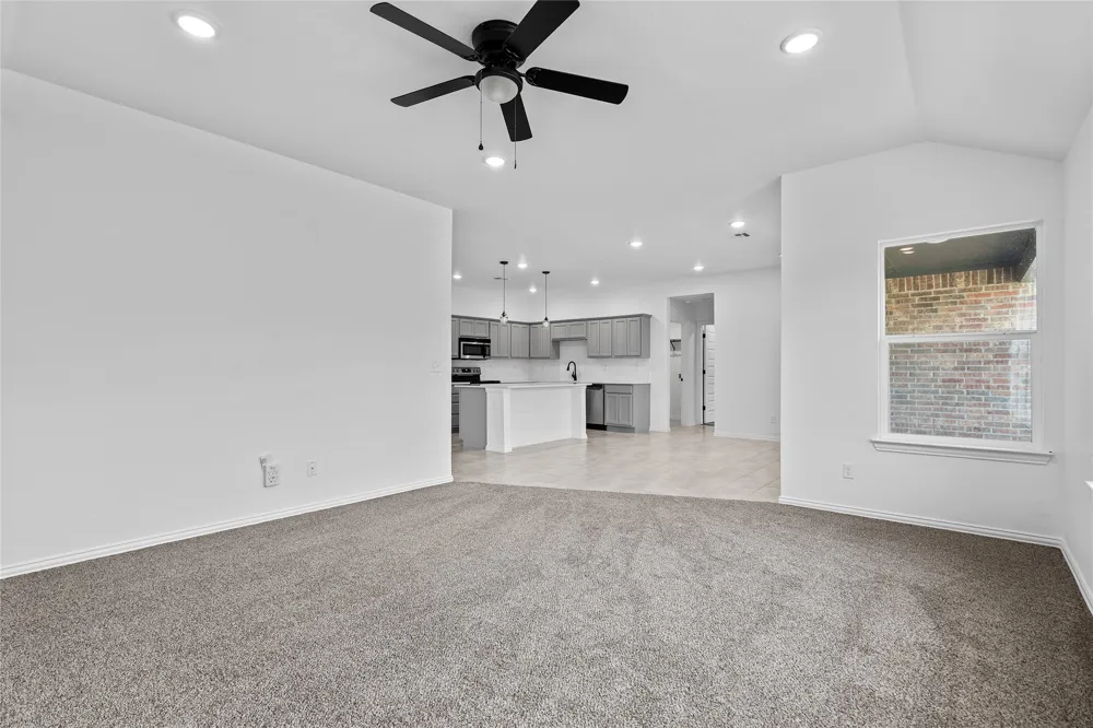1845 Topaz Road Pryor, OK 74361