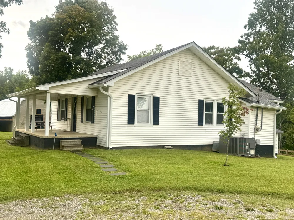 1613 Shipley Rd Cookeville, TN 38501