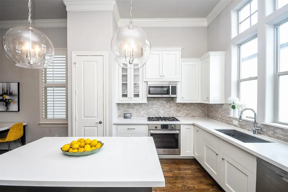 5629 Cohn Meadow Houston, TX 77007
