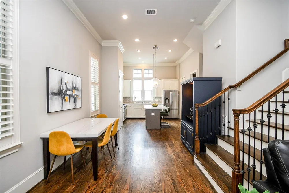 5629 Cohn Meadow Houston, TX 77007