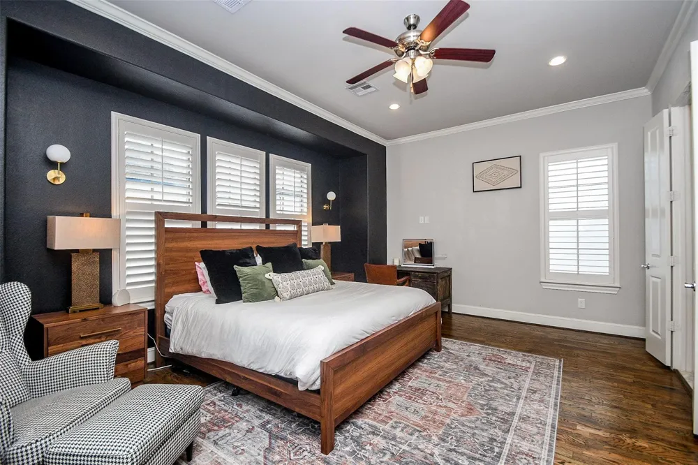 5629 Cohn Meadow Houston, TX 77007