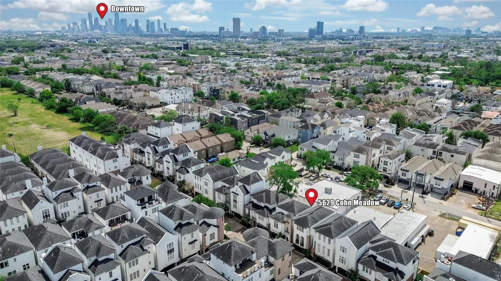 5629 Cohn Meadow Houston, TX 77007
