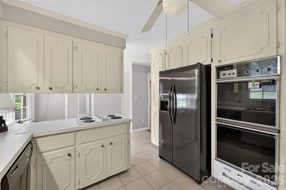 530 25th Avenue NW Hickory, NC 28601