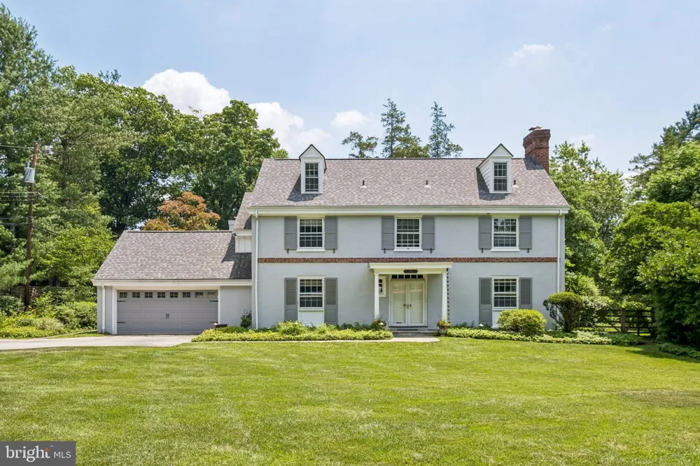 516 GRAVERS Wyndmoor, PA 19038