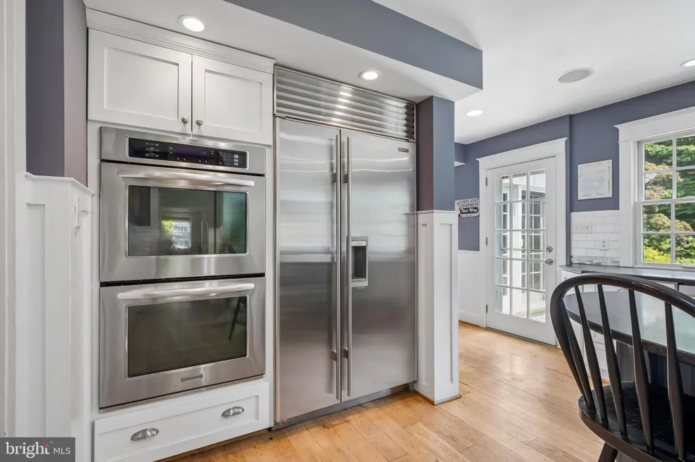 516 GRAVERS Wyndmoor, PA 19038