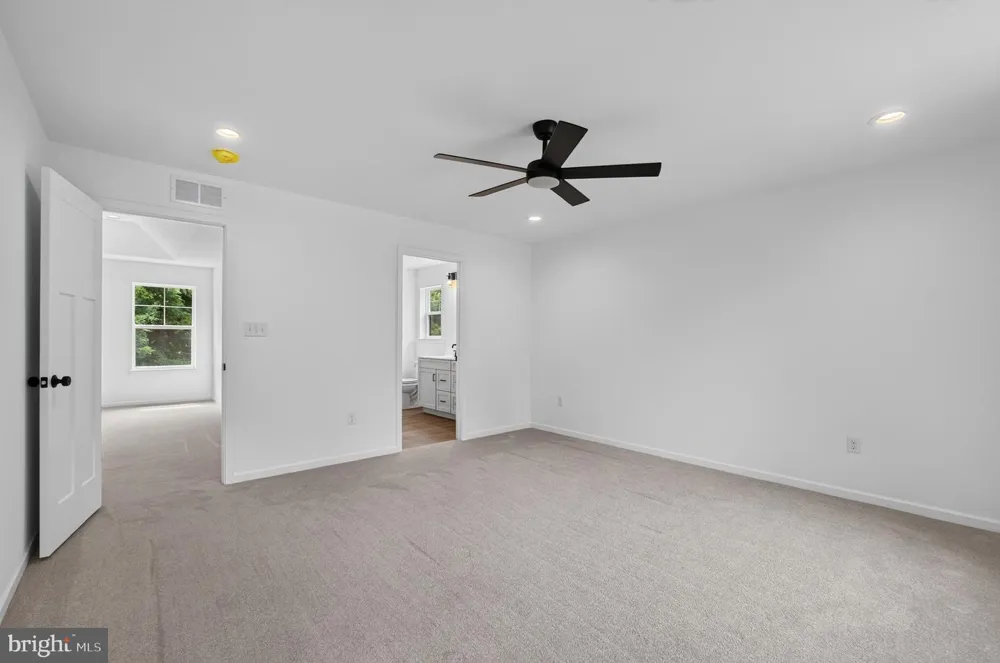 126 GARRIS ROAD Downingtown, PA 19335