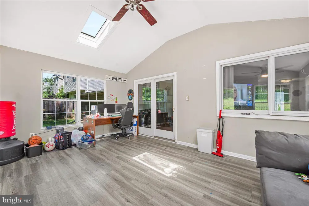 6306 SANDY STREET Laurel, MD 20707