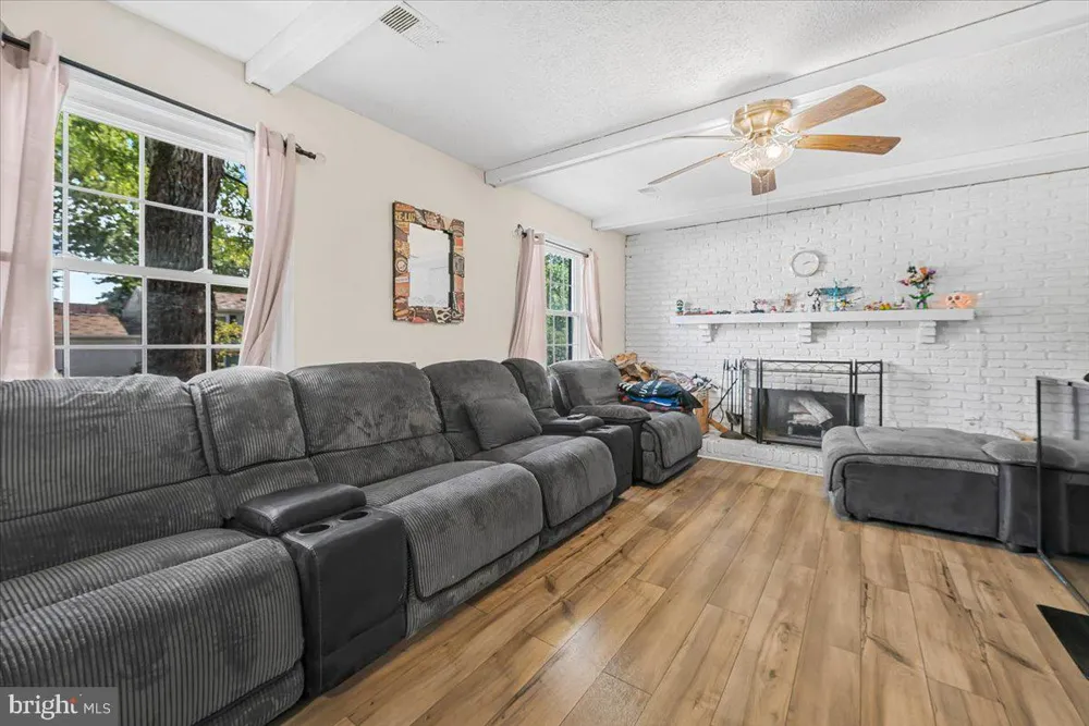 6306 SANDY STREET Laurel, MD 20707