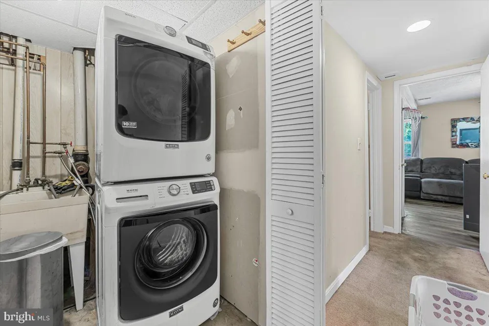 6306 SANDY STREET Laurel, MD 20707