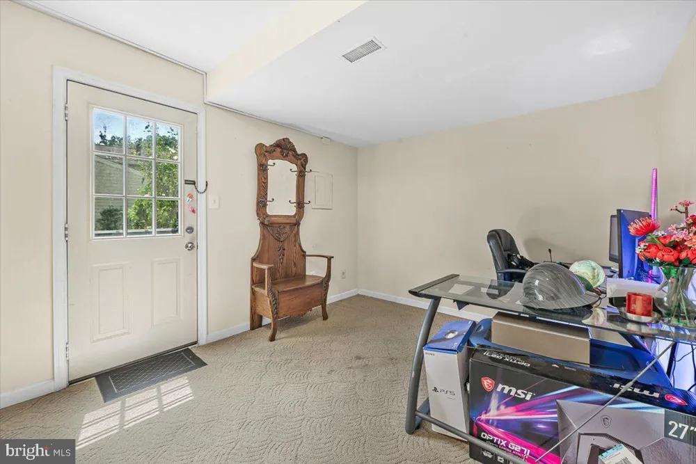 6306 SANDY STREET Laurel, MD 20707