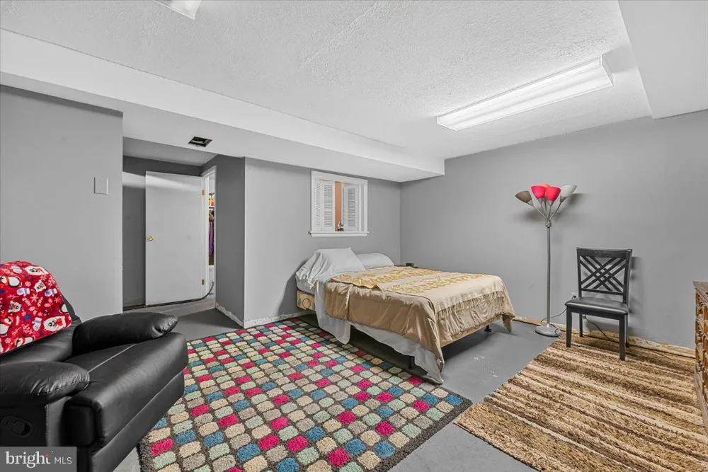 6306 SANDY STREET Laurel, MD 20707