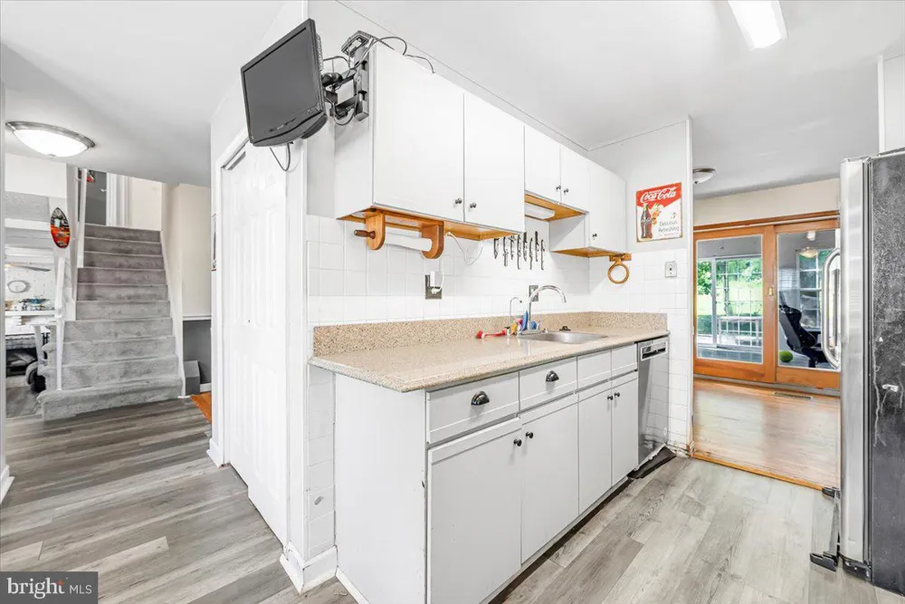 6306 SANDY STREET Laurel, MD 20707