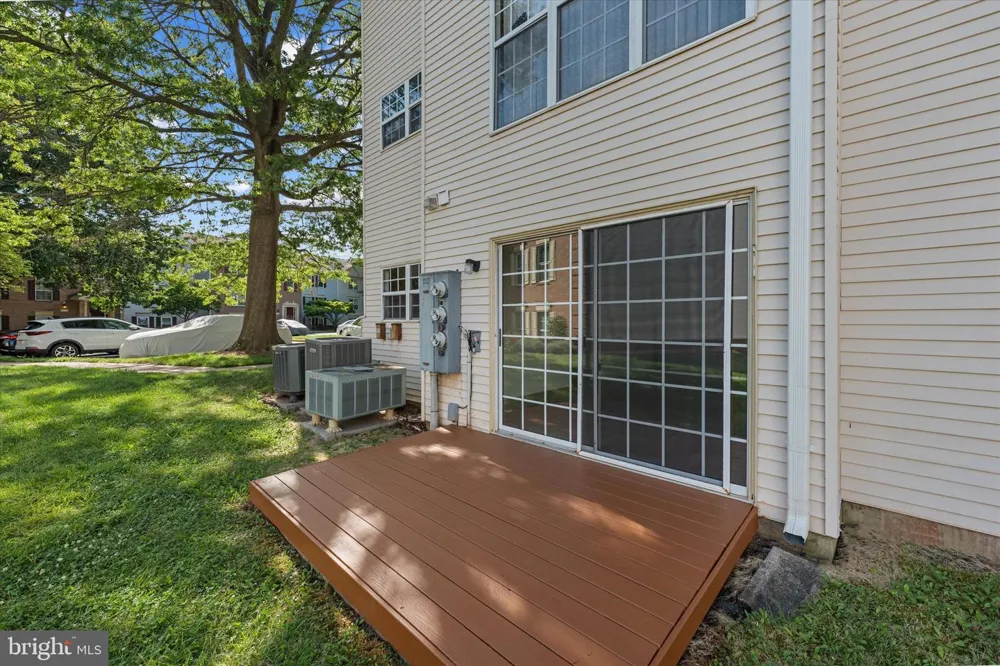 1116 HUNTMASTER TERRACE NE #102 Leesburg, VA 20176