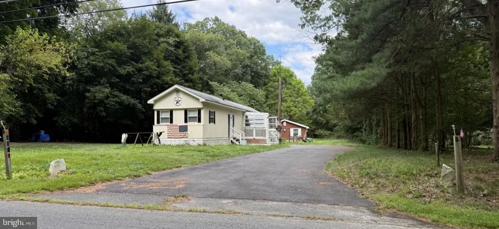 886 LOWER MILL Pittsgrove, NJ 08318