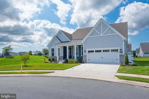 23060 GOLDEN OAK DRIVE