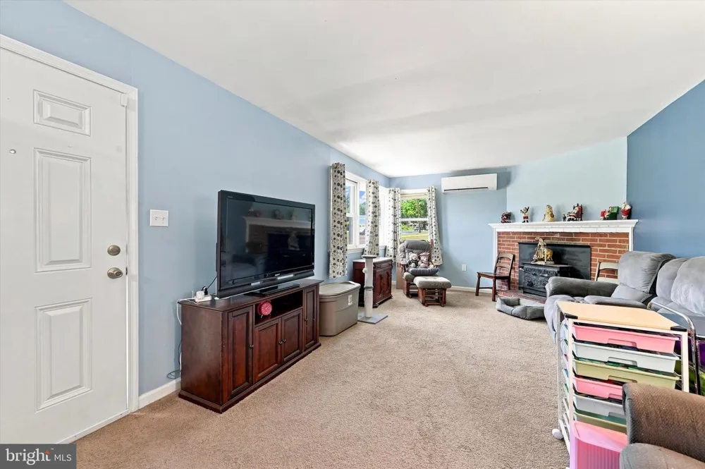 2710 WASHINGTON AVENUE Claymont, DE 19703