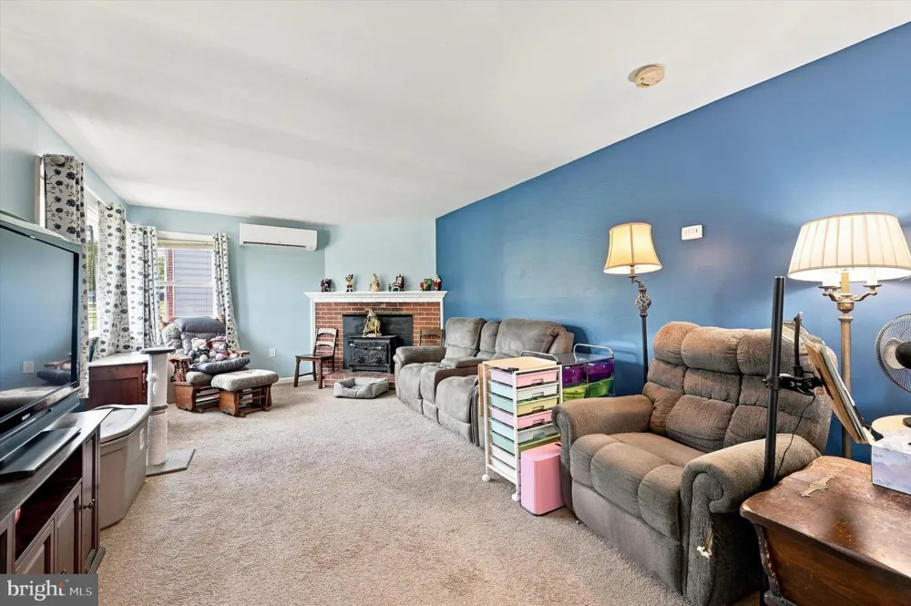 2710 WASHINGTON AVENUE Claymont, DE 19703