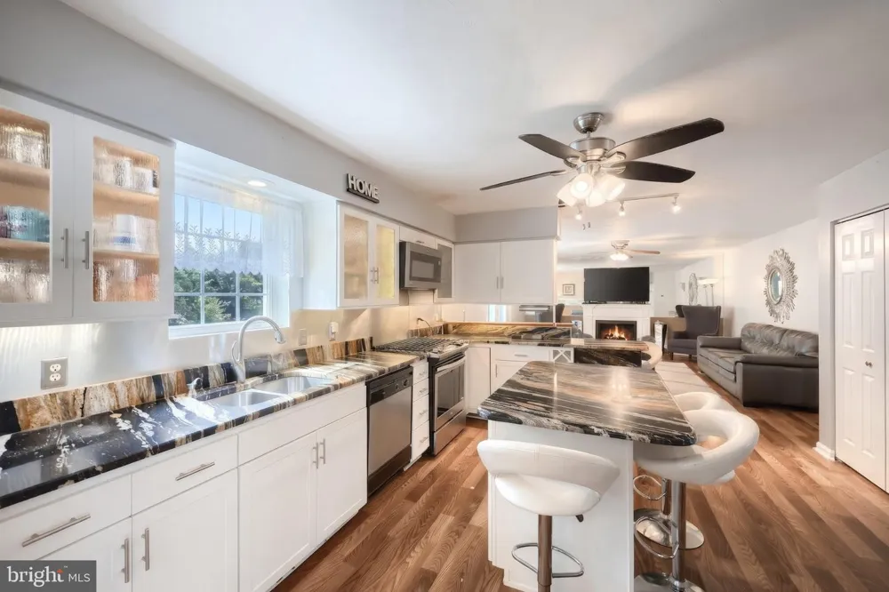 217 MOORE DRIVE Hanover, PA 17331
