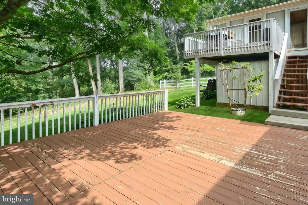 217 MOORE DRIVE Hanover, PA 17331